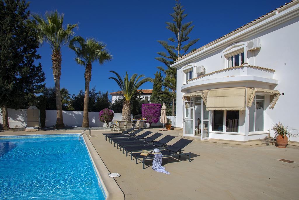 Villa Georgia Pernera Eksteriør billede
